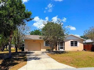 610 Grove Ave NW, Pt Charlotte, FL 33952