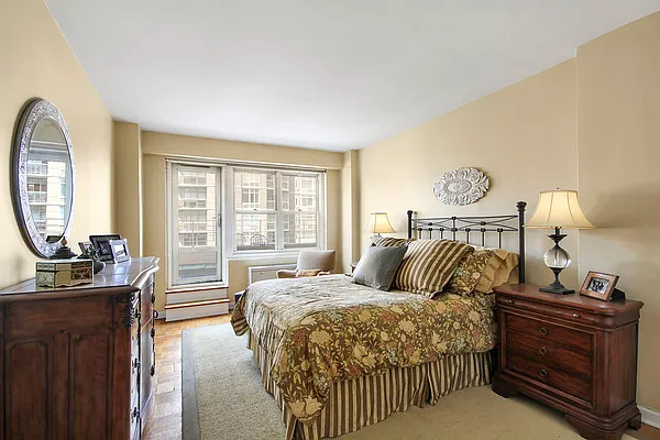 Sold by Corcoran | media 12