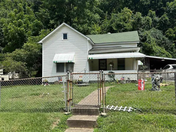 1508 Harvey Rd, Huntington, WV 25701