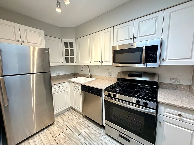 2230 N Orchard St #503 — Photo 1