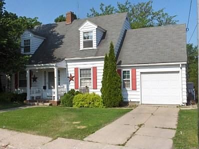 1st image of 315 Vinehurst Ave