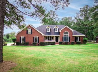 155 Red Tip Ln, Albany, GA 31721