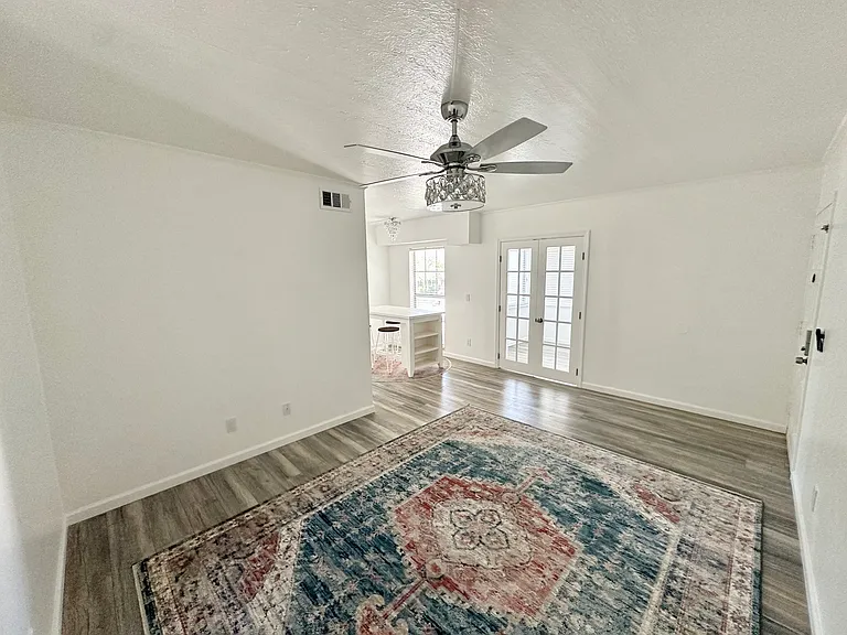 4611 W North B St #216 — Photo 5
