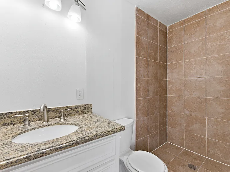 9638 Pine Lake Dr — Photo 28