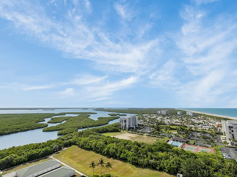 5049 N Highway A1A #1905 — Photo 35