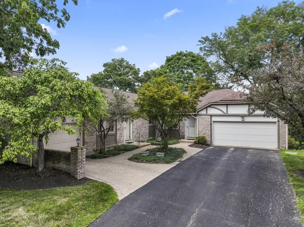 1880 Fontenay Ct, Columbus, OH 43235