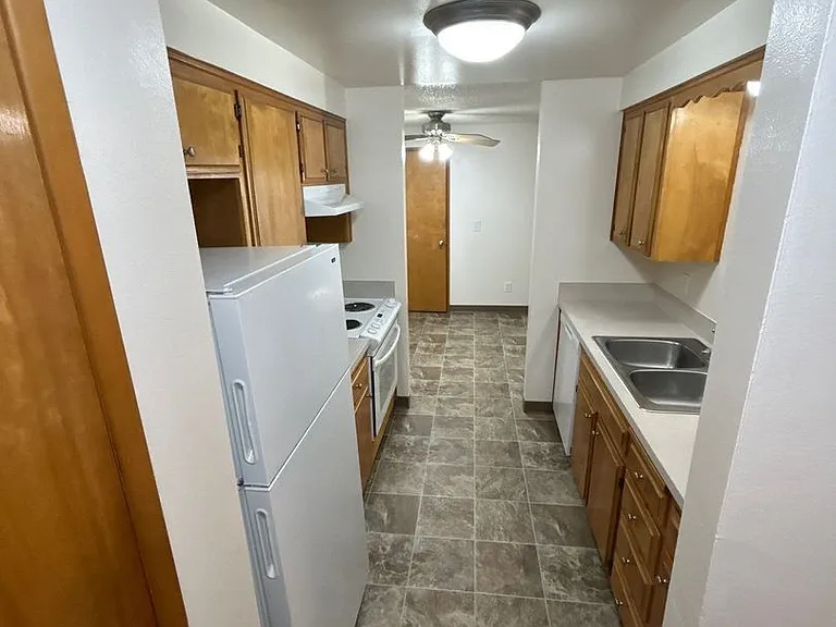 637 Glen Creek Rd NW — Photo 7