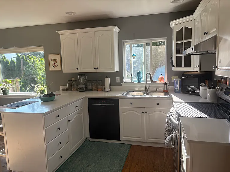 E Alder Dr — Photo 4