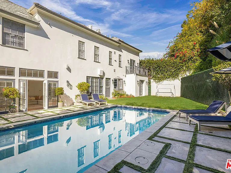 1460 N Doheny Dr — Photo 4