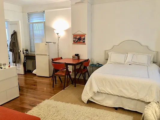 Rented by Compass | media 11