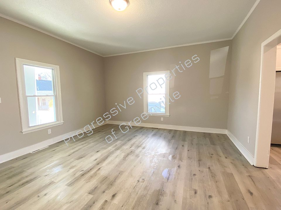 10 Wrigley St, Greenville, SC 29605 Zillow