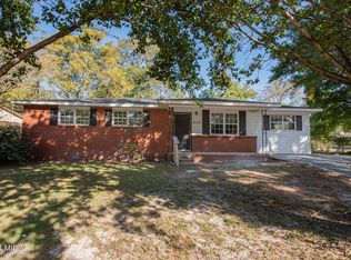 219 Palomino Ln, Warner Robins, GA