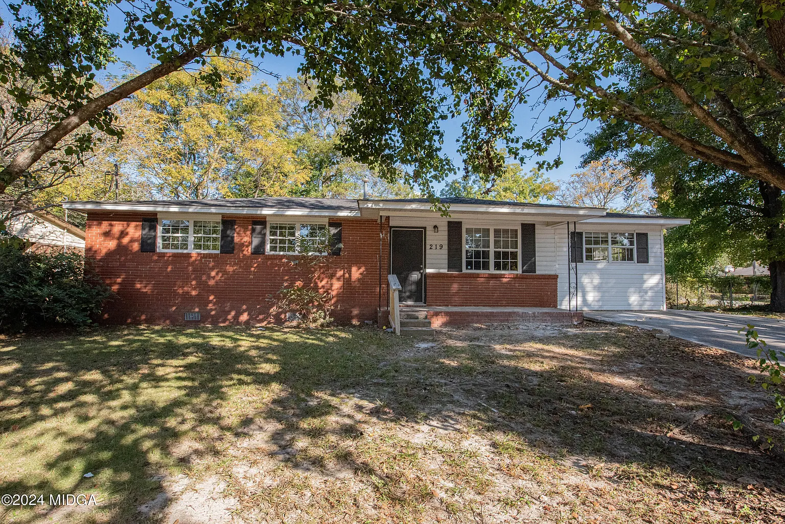 219 Palomino Ln photo 1