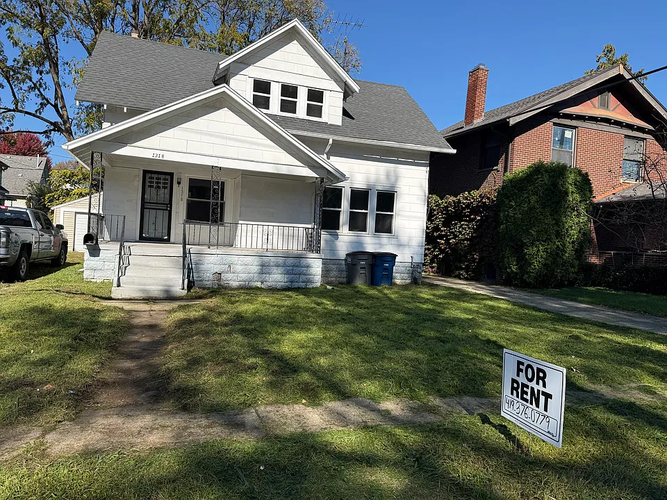 1318 Berdan Ave