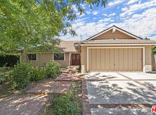 43 N Kanan Rd, Oak Park, CA 91377