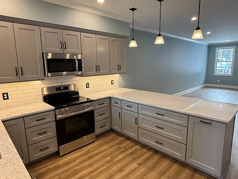 4893 W Swamp Rd — Photo 2