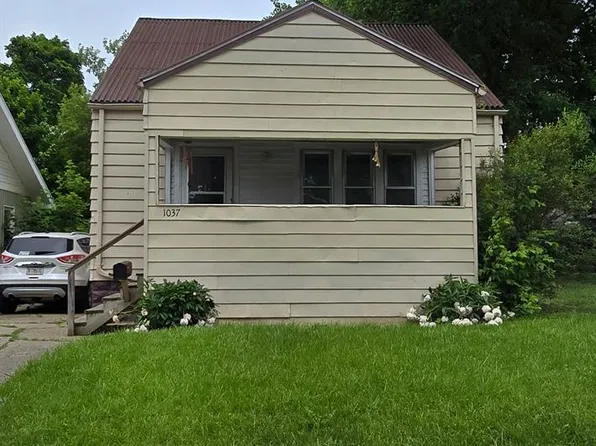 1037 Gladwin St, Flint, MI 48504