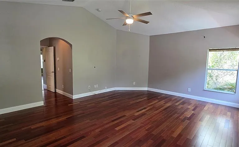 11609 Greensleeve Ave — Photo 29