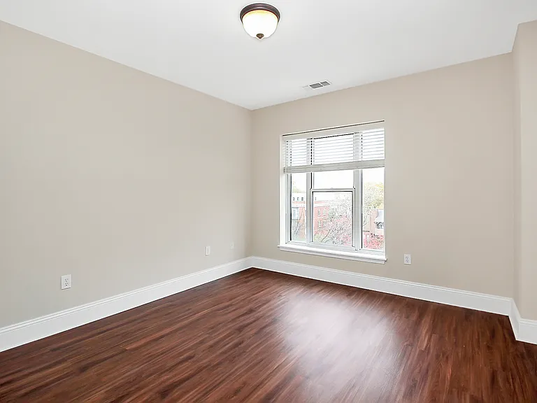 400 N Church St #414-1 — Photo 17
