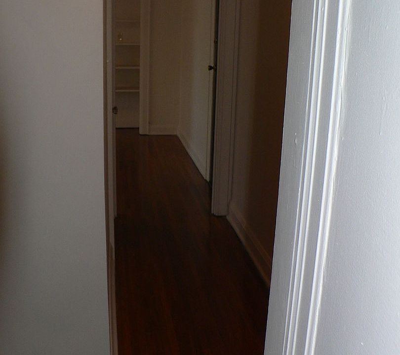 1st image of 1544 E Broad St APT 302
