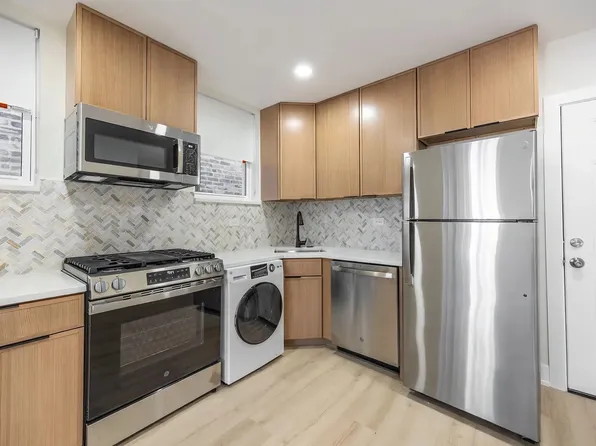 1311 W Ohio St, Chicago, IL