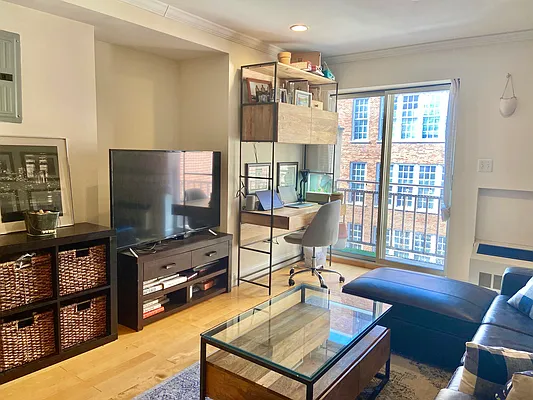 Rented by Compass | media 6