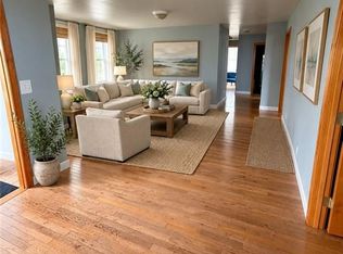 363 Main St #3, East Greenwich, RI 02818