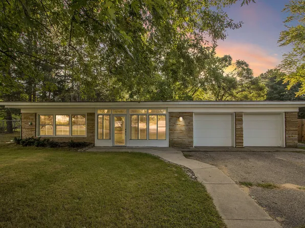 10123 Roger St, Portage, MI 49002