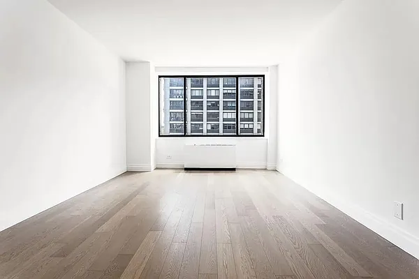 Rented by Olnick Organization | media 4