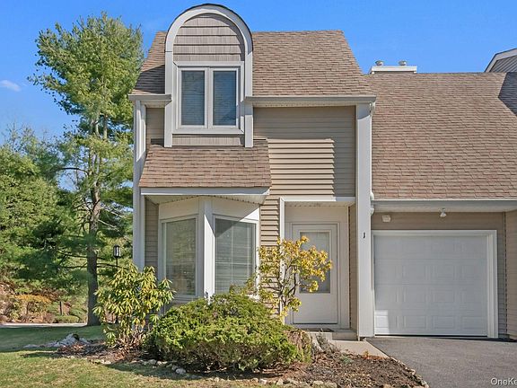 2nd image of 1 Spring Pond Drive #1