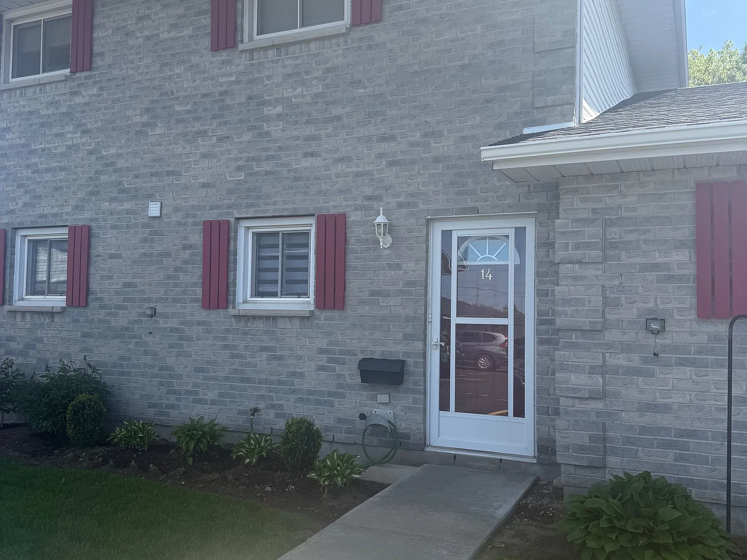 2 bed, $2,200 — Photo 1