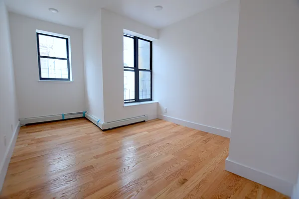 Rented by Compass | media 44