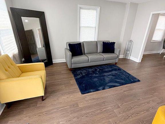 5th image of 3126 Piedmont Ave