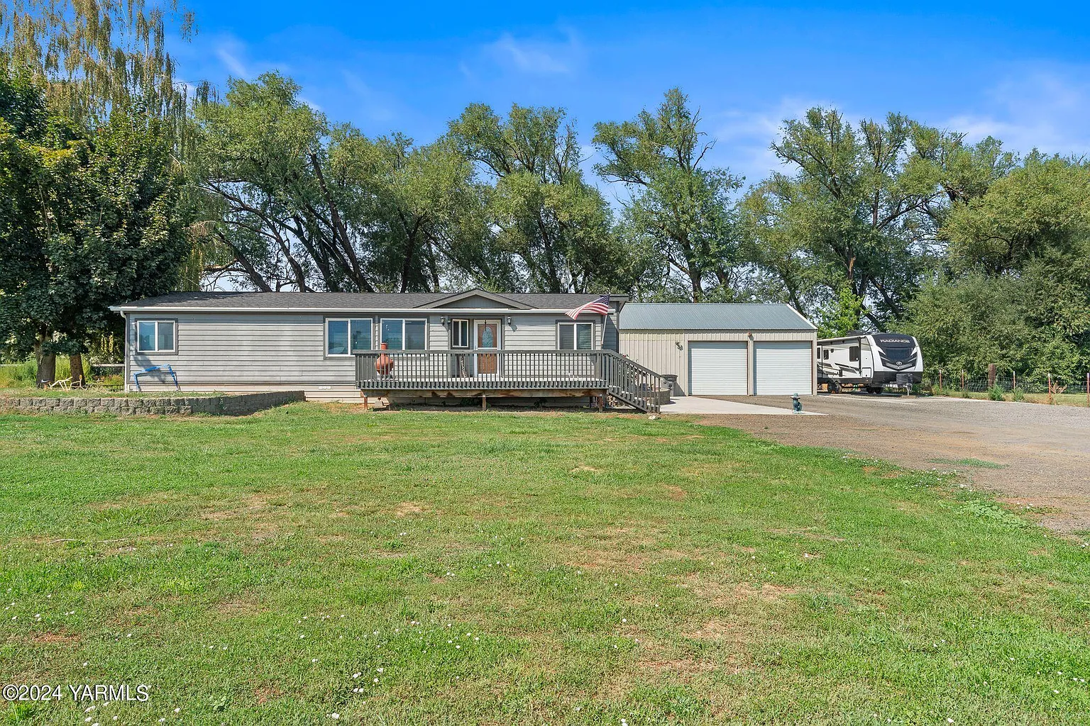 8809 Canter Ln photo 1