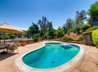 12197 Gay Rio Dr, Lakeside, CA 92040