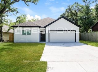 3200 Chippewa Trl, Lake Worth, TX 76135