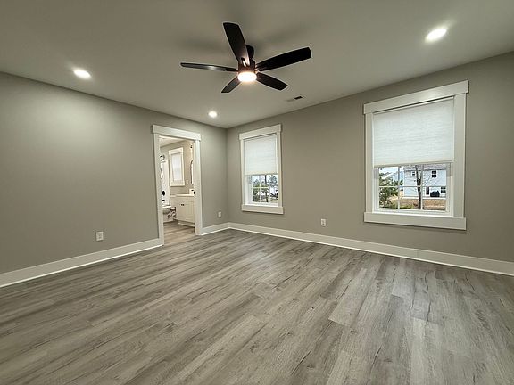 5th image of 20 Ridgecrest Ave