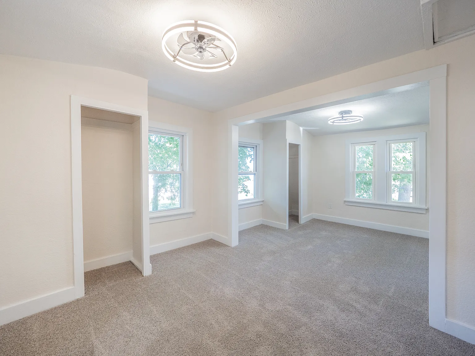 2 bed, 996 sqft, $2,500 — Photo 4