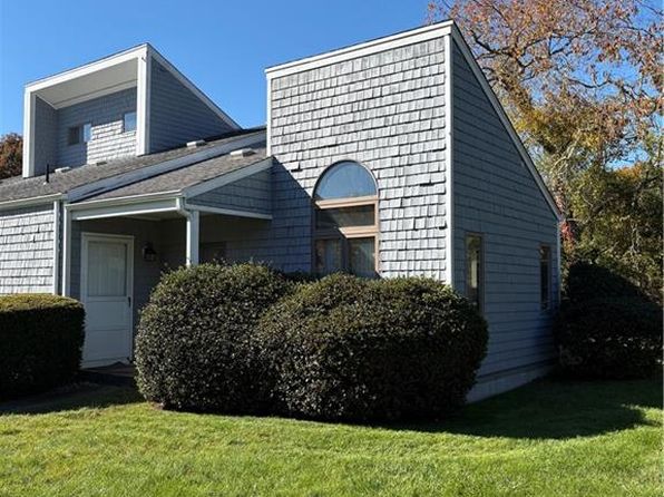 1 B West Castle Way