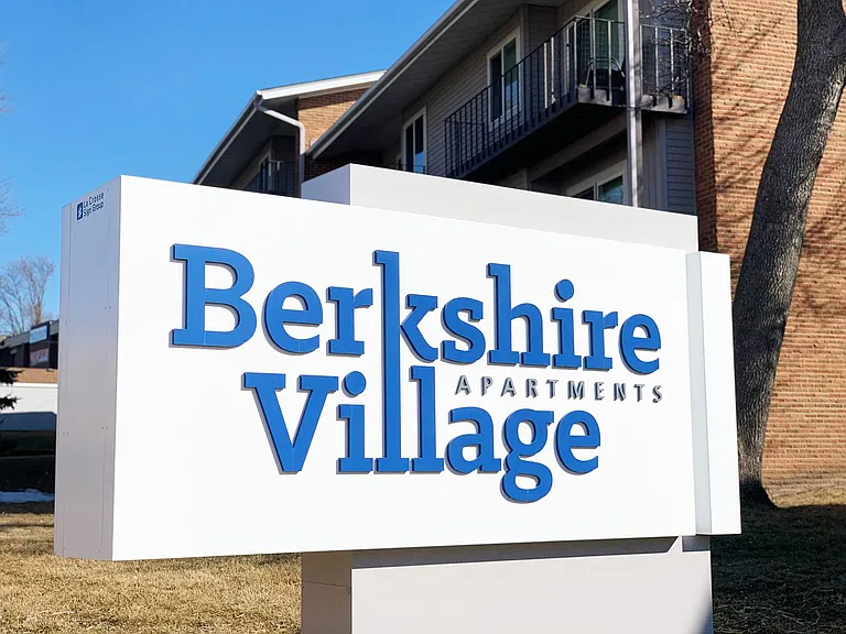 Berkshire Village — Photo 33
