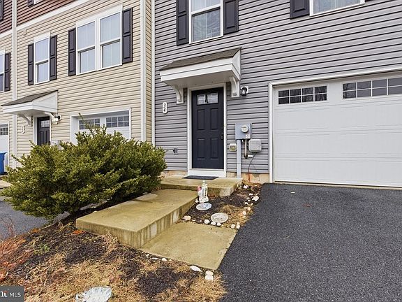 3rd image of 34 Blackgum Rd