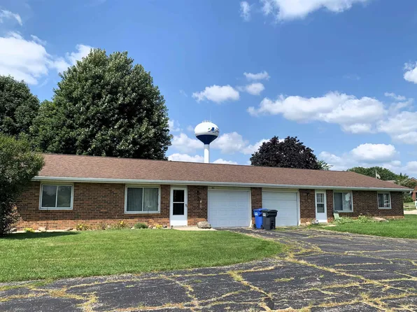 100A-100B Tower Dr, Columbus, WI 53925