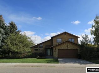 640 Grant, Glenrock, WY 82637