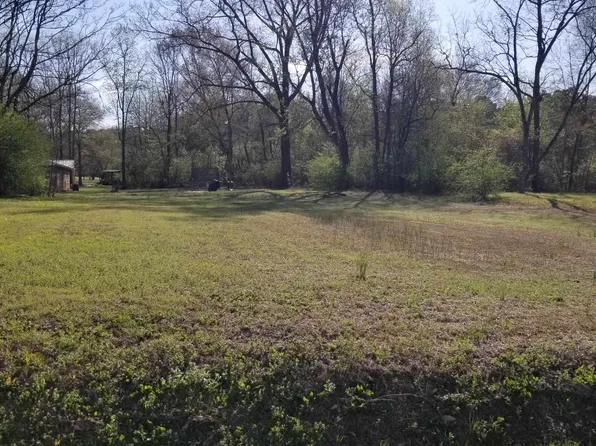Happy St, Malvern, AR 72104