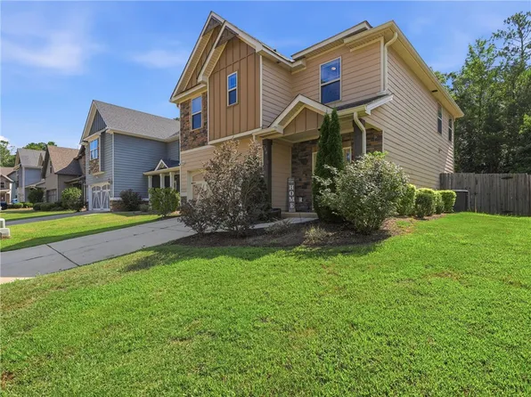 394 Lightness Dr, Auburn, AL 36832