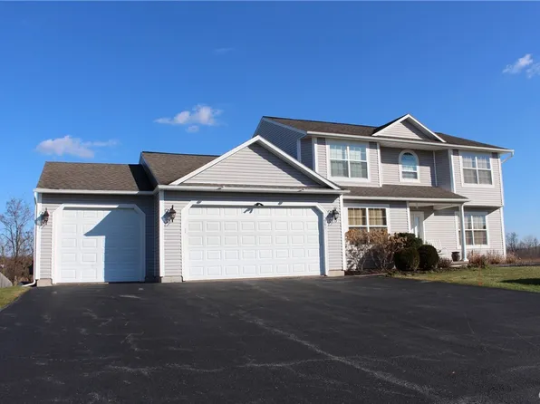 7986 Joss Farm Way, Cicero, NY 13039