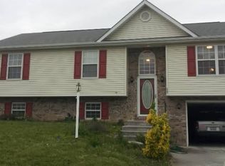 115 Churchill Dr, Stephens City, VA 22655