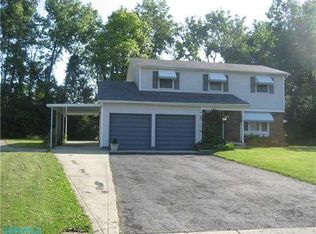 3376 Pine Valley Rd, Columbus, OH 43219