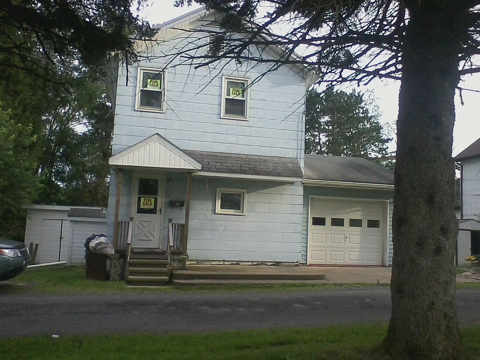 1st image of 572 W Mahoning St