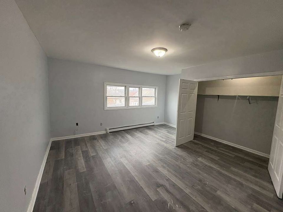 1st image of 549 Summer St #2B---1B